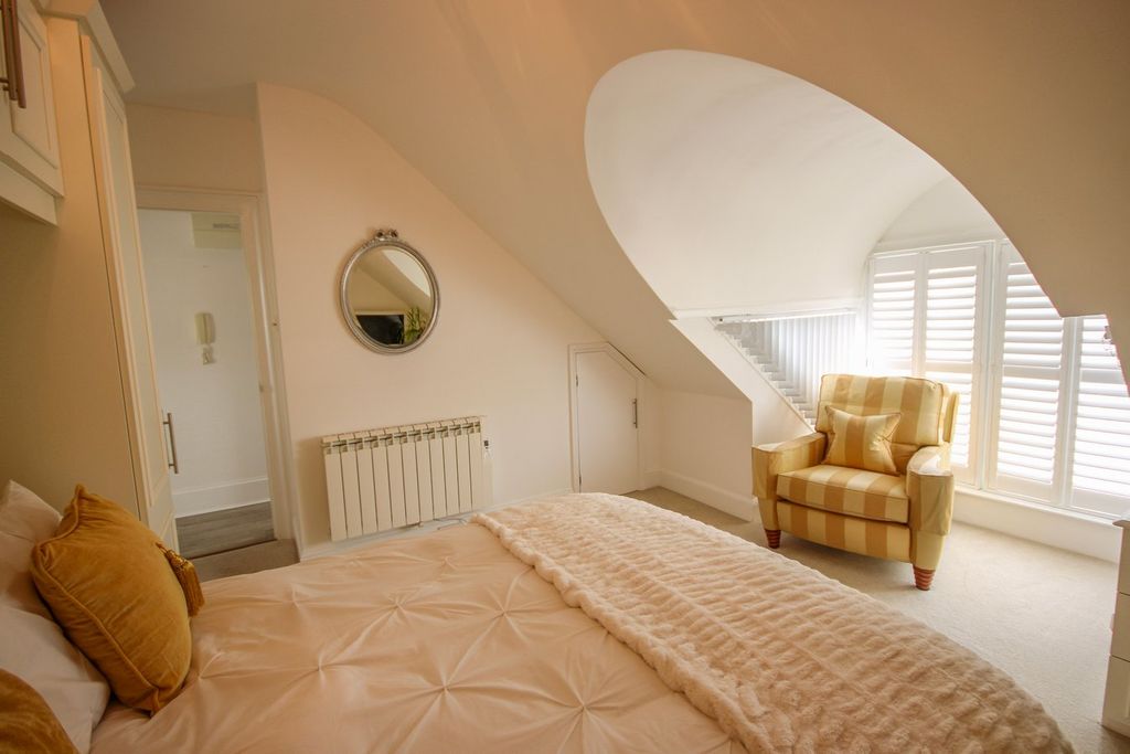 Additional image 6 of 1 bed flat for saleLa Route De St Aubin, St Helier JE2