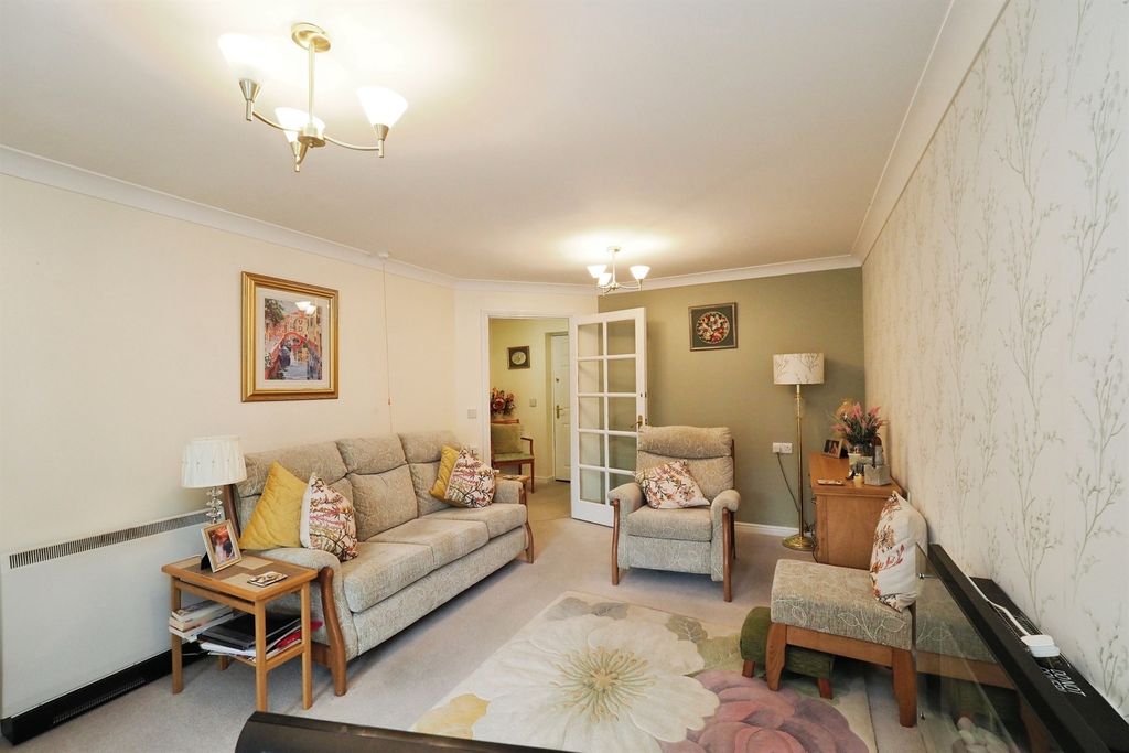 Additional image 14 of 1 bed flat for saleKedleston Close, Belper DE56