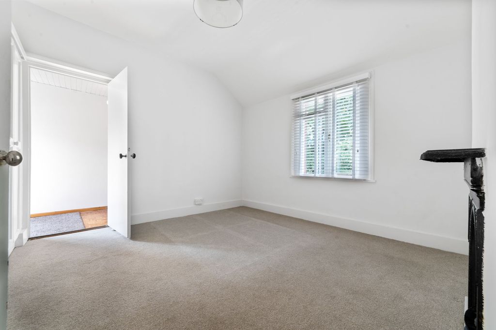 Additional image 7 of 3 bed semi-detached house for saleBeech Hill Road, Sunningdale SL5