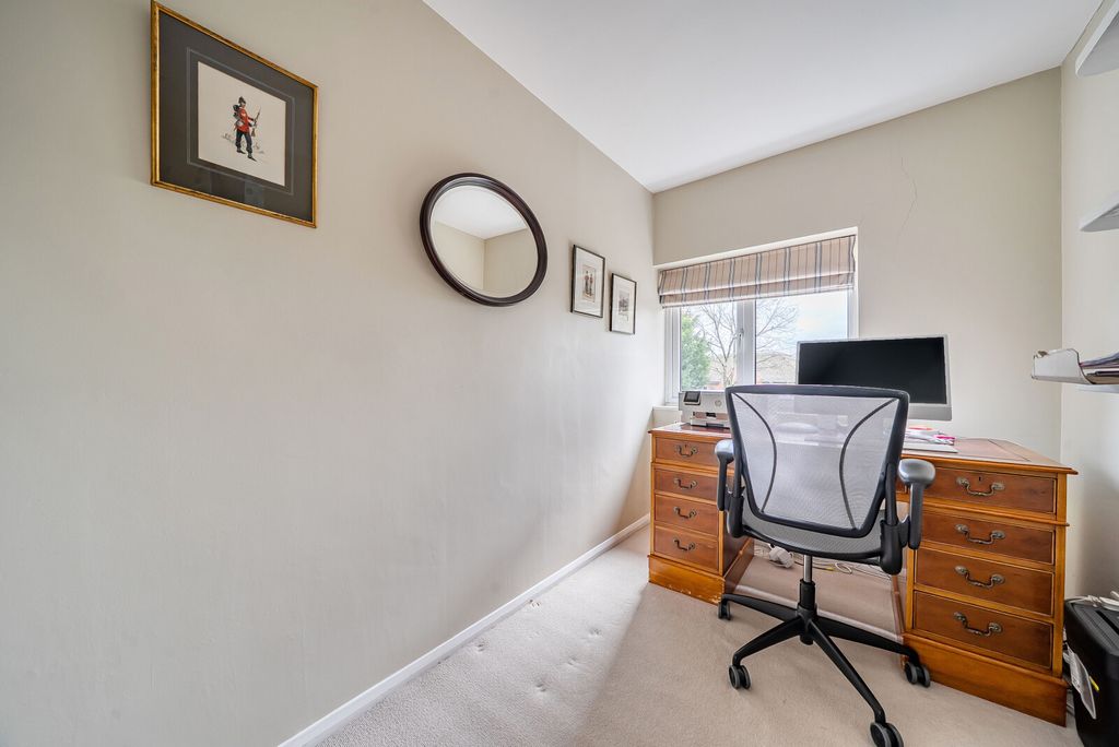 Additional image 20 of 5 bed detached house for saleHillside Road, Aldershot GU11
