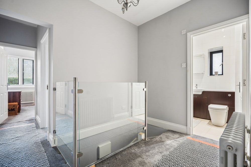 Additional image 15 of 2 bed flat for saleCastle Hill Court, Castle Hill, Berkhamsted, Hertfordshire HP4