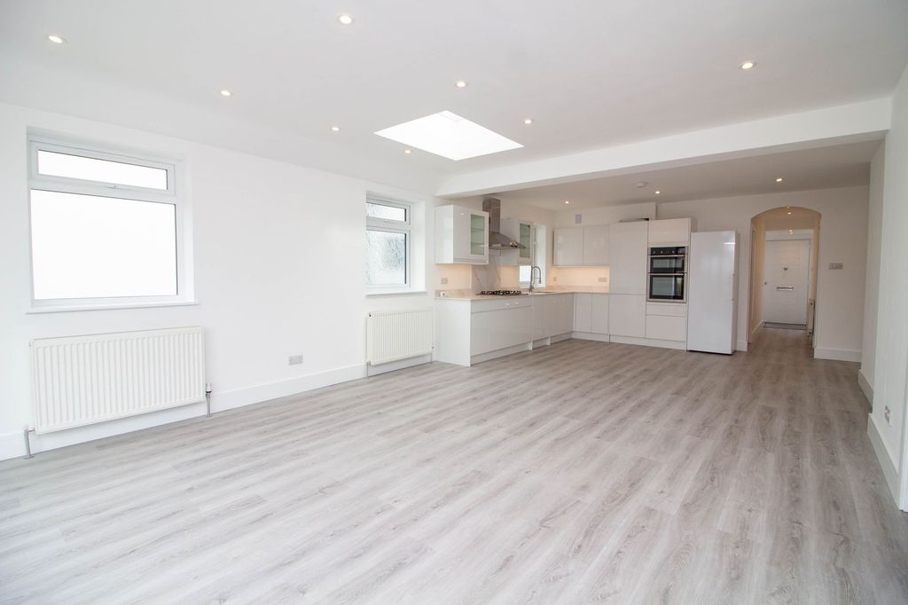 Additional image 6 of 4 bed semi-detached bungalow for saleSt Georges Drive, Carpenders Park, Watford WD19