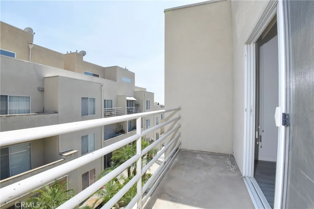 Additional image 79 of 2915 Montrose Avenue Unit 525, Glendale, CA 91214
