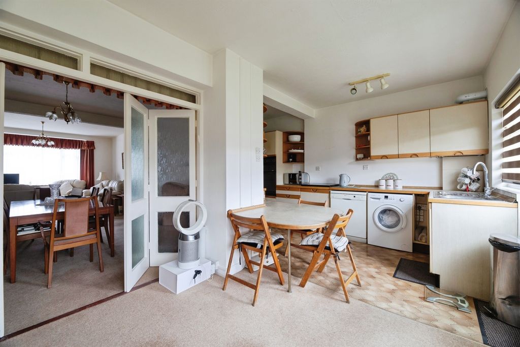 Additional image 6 of 3 bed terraced house for saleSheringham Drive, Barking IG11