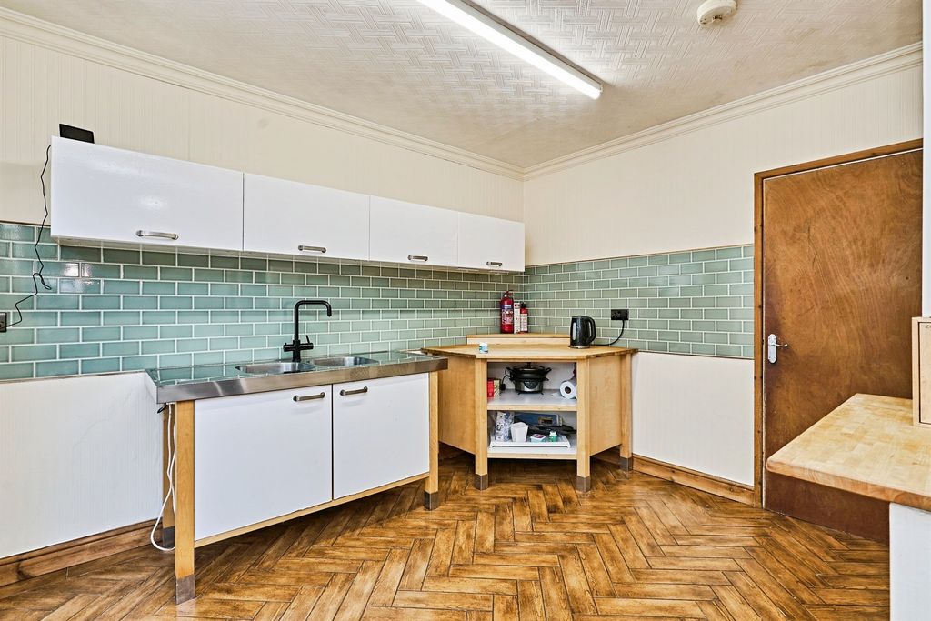 Additional image 3 of 6 bed terraced house for saleBurns Road, Wednesbury WS10