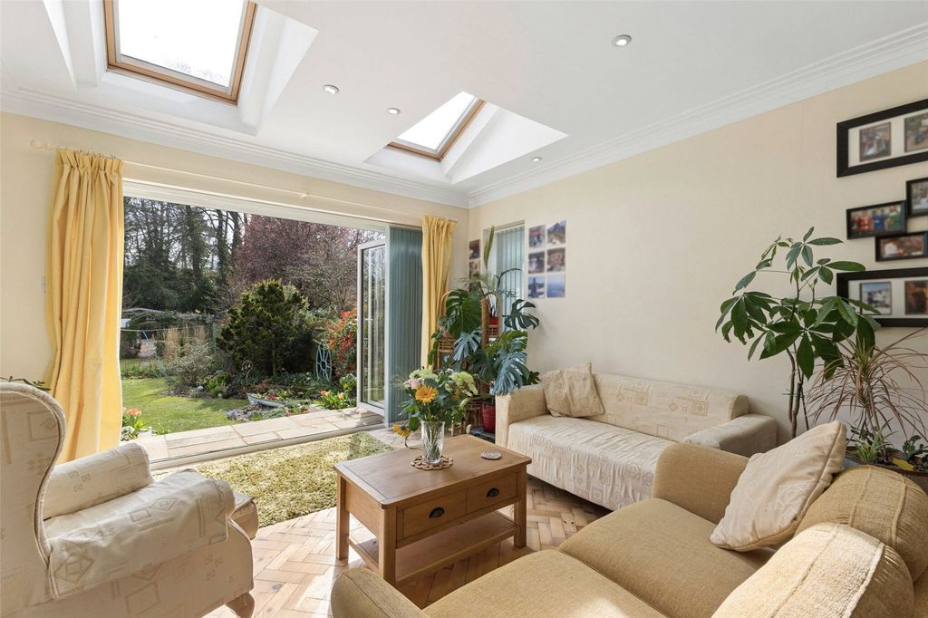 Additional image 4 of 3 bed detached house for saleChawton Park Road, Alton GU34