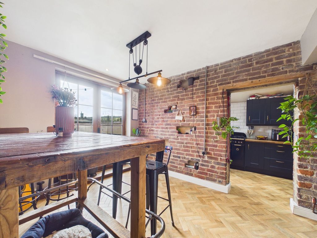 Additional image 12 of 3 bed terraced house for saleLong Row, Belper DE56