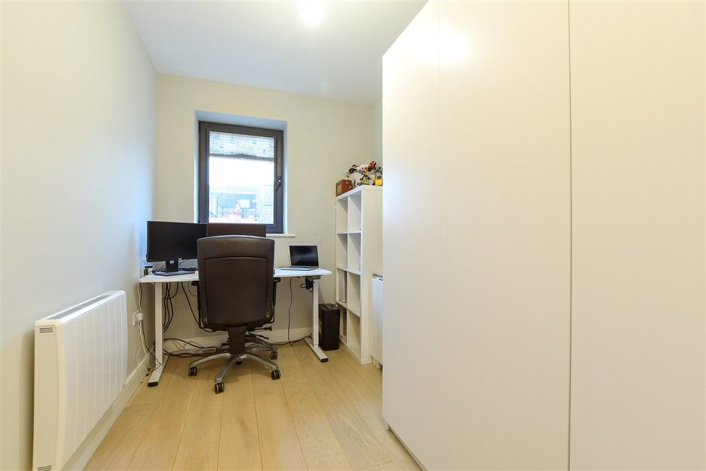 Additional image 9 of 2 bed flat for saleHigh Street, Dorking, Surrey RH4