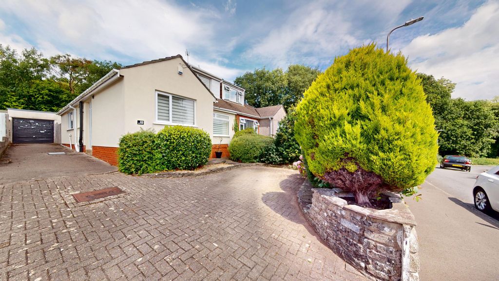 3 bed semi-detached bungalow for saleGron Ffordd, Rhiwbina, Cardiff CF14
