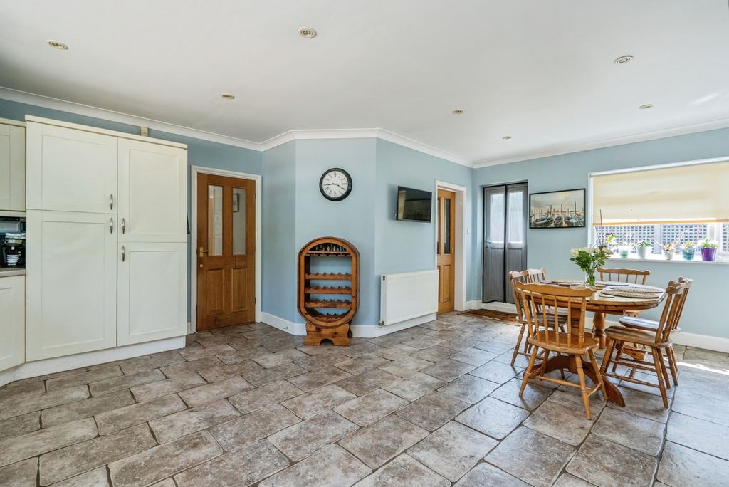Additional image 2 of 4 bed bungalow for saleMain Road, Emsworth, West Sussex PO10