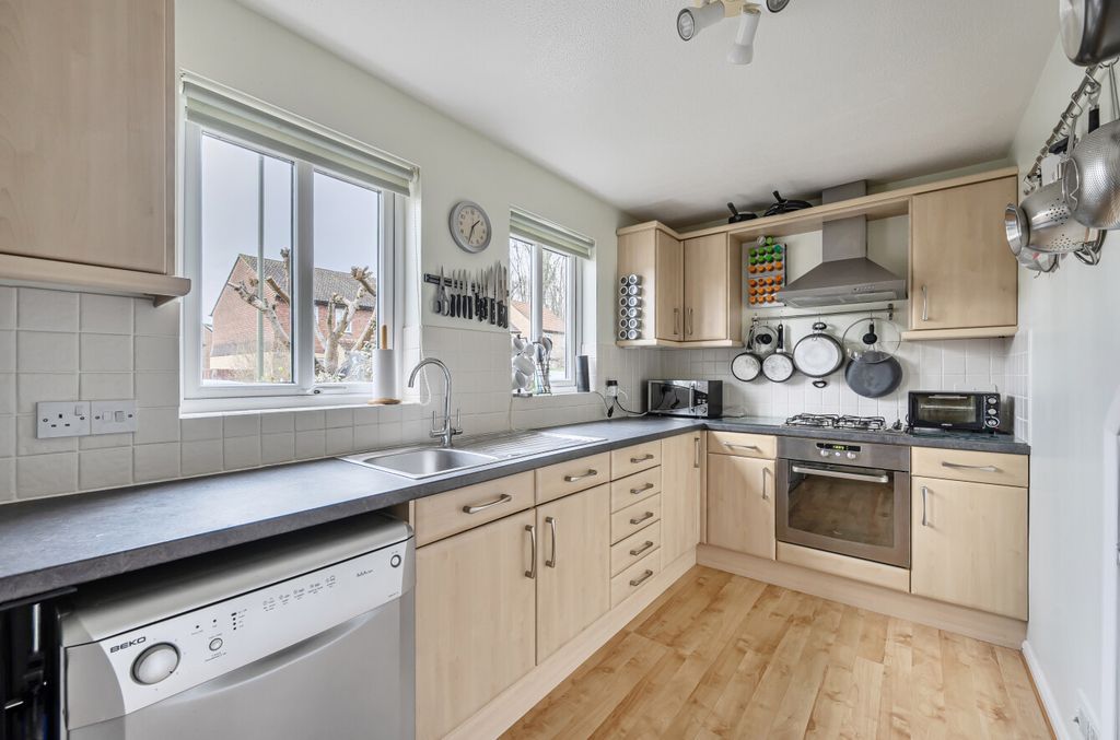 Additional image 18 of 3 bed link detached house for saleWoking, Surrey GU21