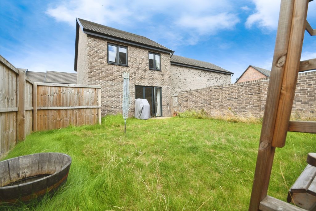 Additional image 12 of 3 bed detached house for saleSawmill Mews, Chesterfield, Derbyshire S41