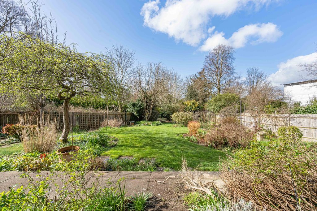 Additional image 3 of 4 bed detached house for saleCrampshaw Lane, Ashtead KT21