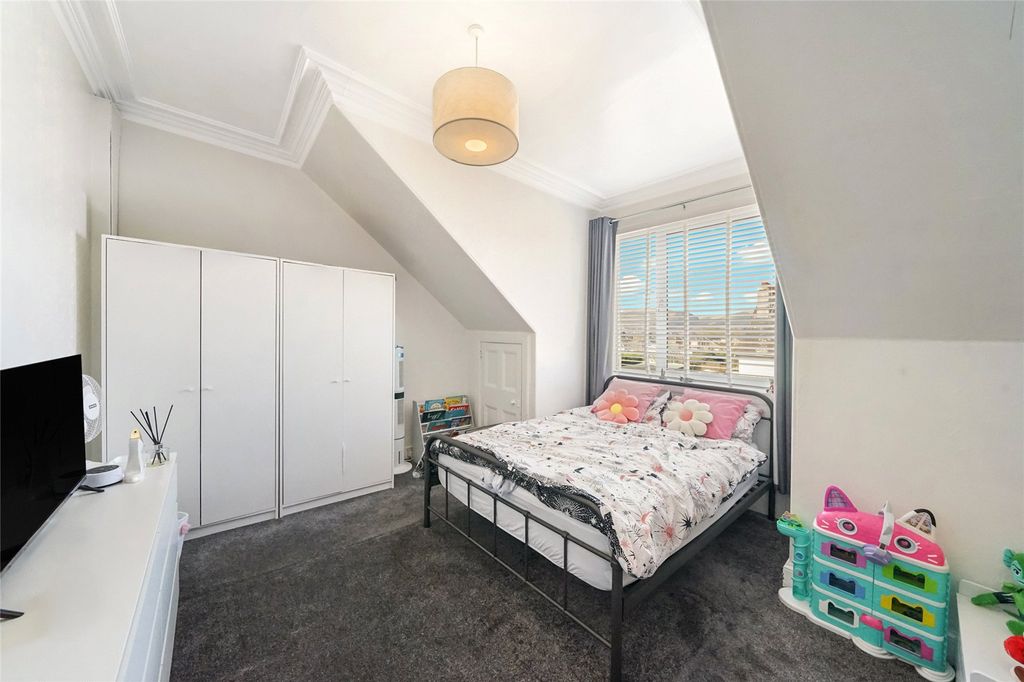 Additional image 18 of 4 bed semi-detached house for saleClackmannan Road, Alloa, Clackmannanshire FK10