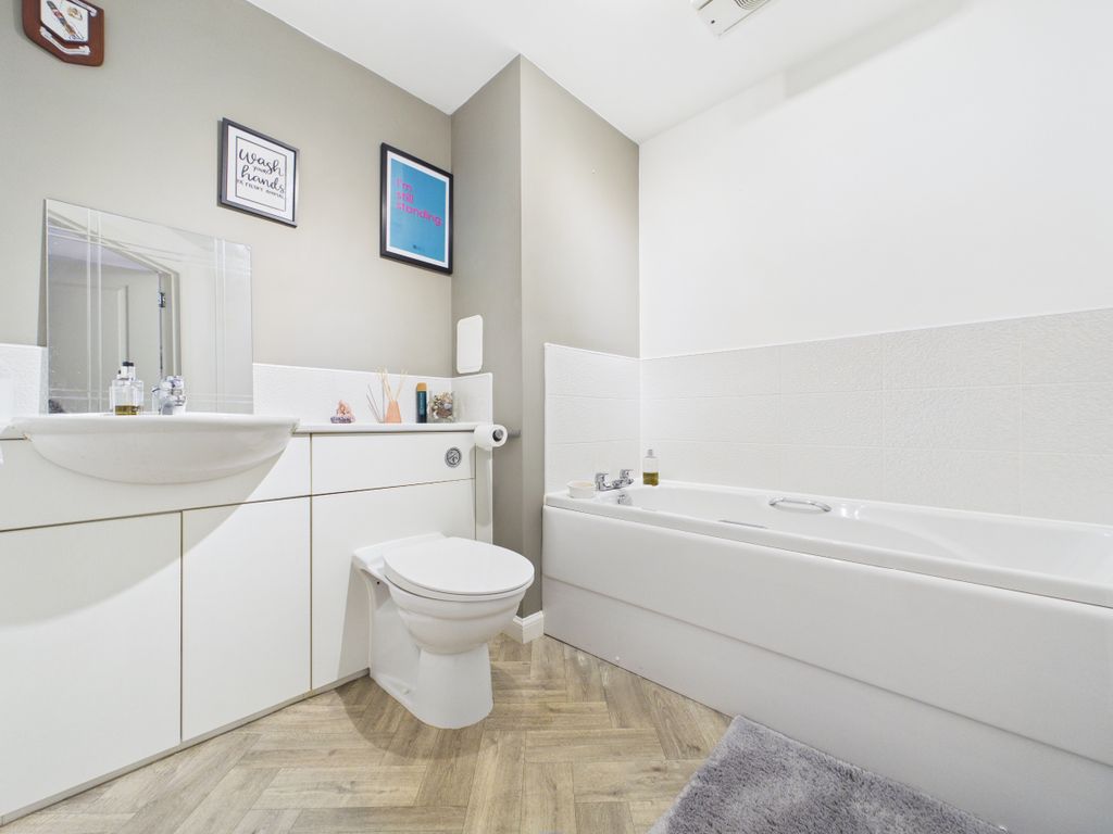Additional image 13 of 2 bed flat for saleJames Weir Grove, Uddingston G71