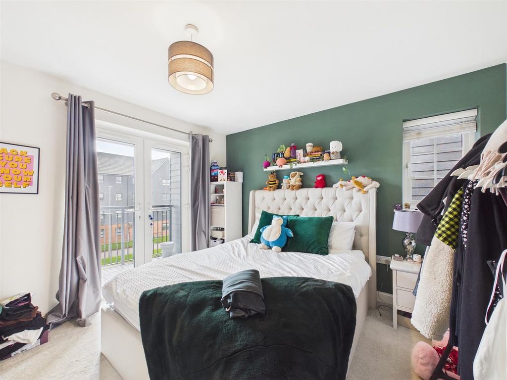 Additional image 5 of 2 bed flat for saleTeasel Street, Kingsbrook, Aylesbury HP22