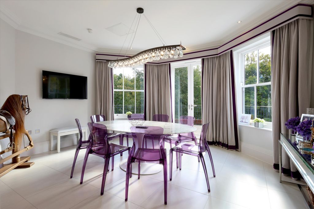Additional image 12 of 6 bed detached house for saleKeepers Walk, Wentworth, Virginia Water, Surrey GU25