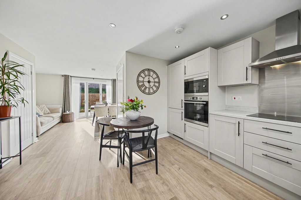 Additional image 6 of 4 bed semi-detached house for saleWoodyard Avenue, Tapton, Chesterfield S41