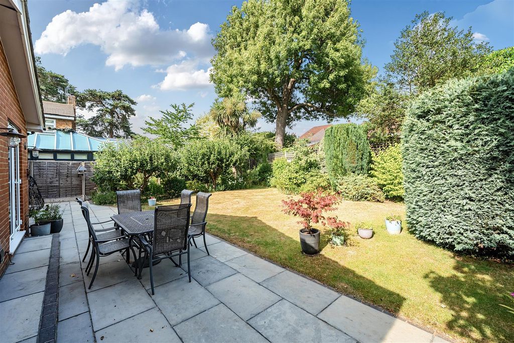 Additional image 5 of 4 bed detached house for saleOldfield Gardens, Ashtead KT21