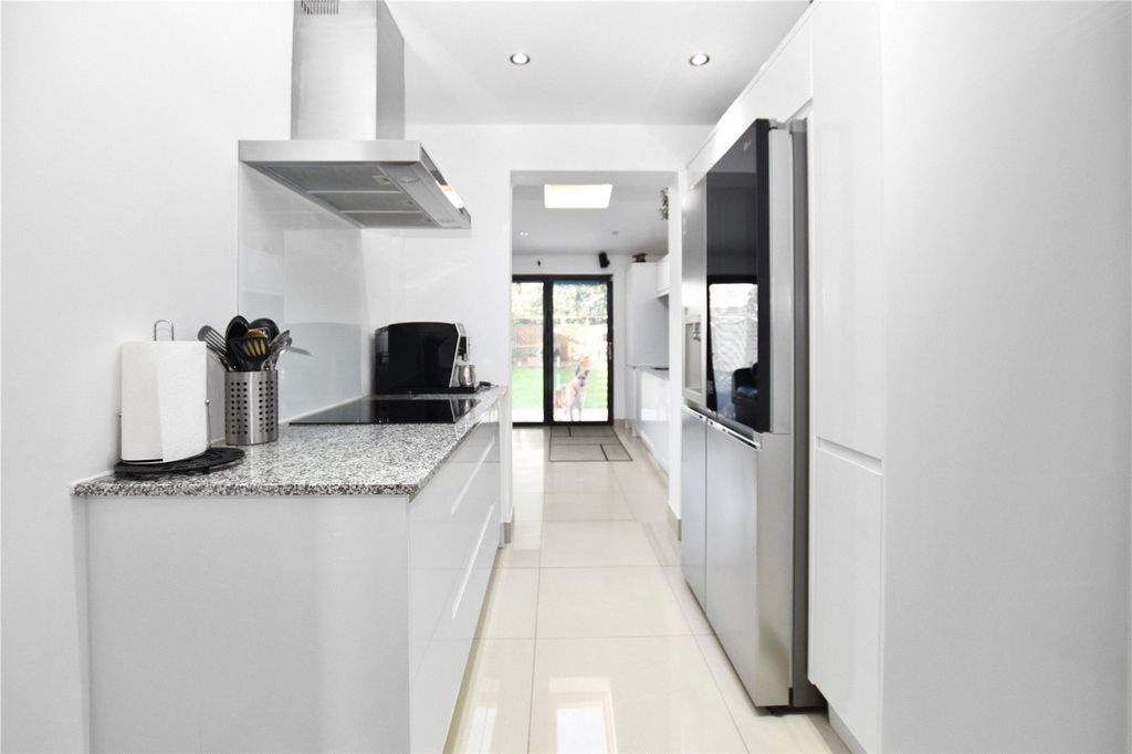 Additional image 6 of 4 bed semi-detached house for saleCumberland Drive, Bexleyheath DA7