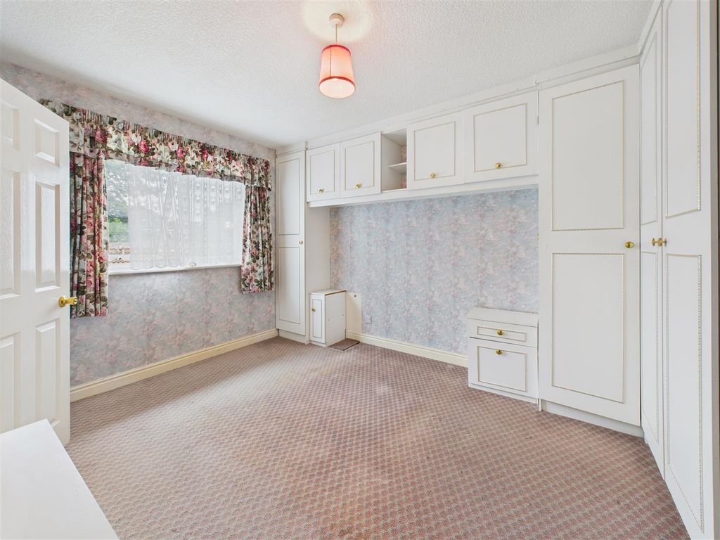 Additional image 6 of 2 bed flat for saleOld Manor Lawns, Long Lane, Beverley HU17