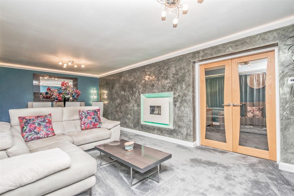 Additional image 7 of 4 bed detached house for saleGreenhill Lane, Wortley, Leeds LS12