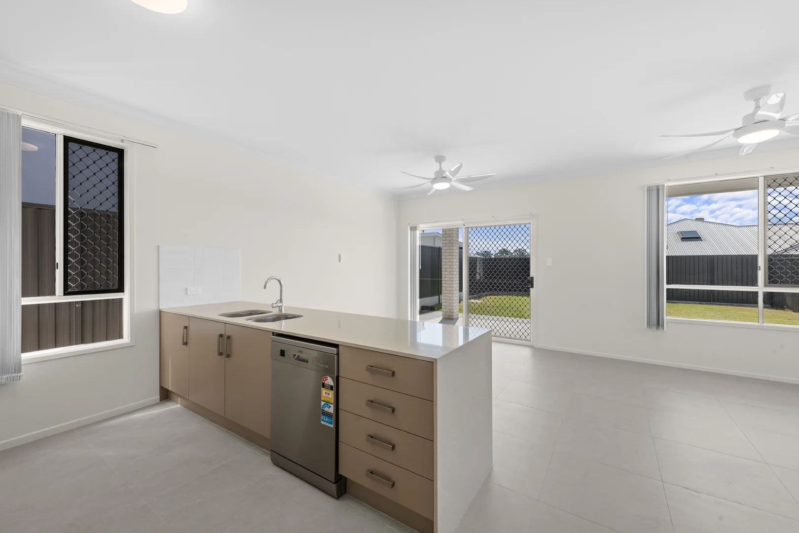 Additional image 2 of 31 Bloodwood Place, Carseldine QLD 4034