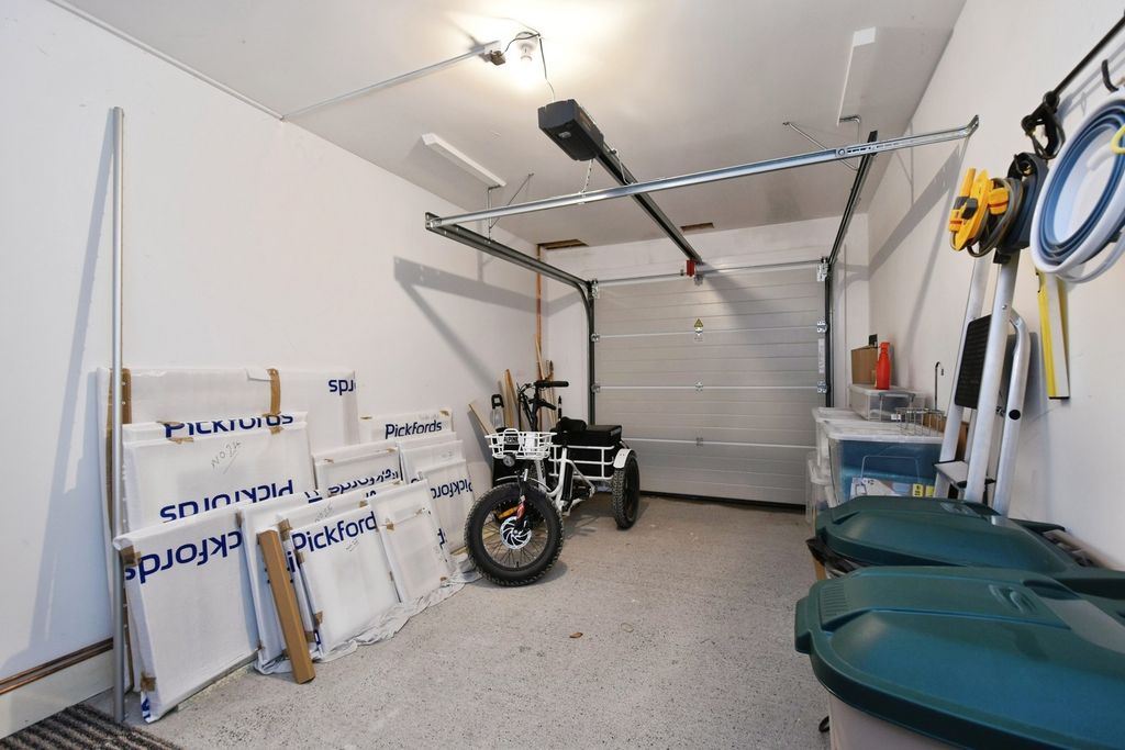 Additional image 20 of 4 bed town house for saleBwlchygwynt, Llanelli, Carmarthenshire SA15