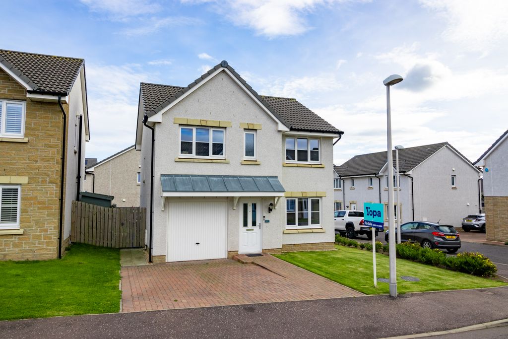 Additional image 5 of 4 bed detached house for saleClapham Wynd, Arbroath DD11