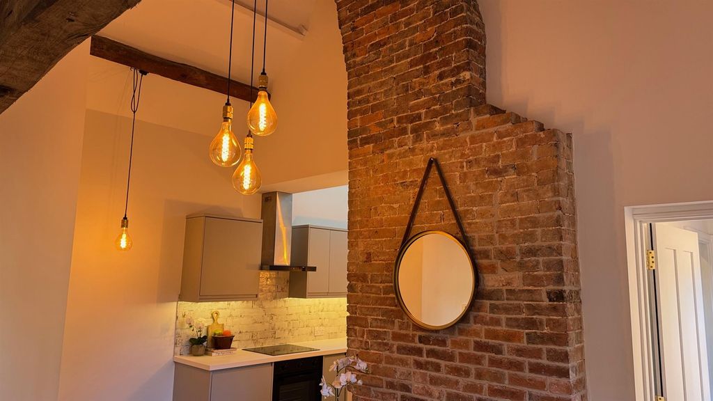 Additional image 6 of 1 bed flat for saleHigh Street, Banbury OX16