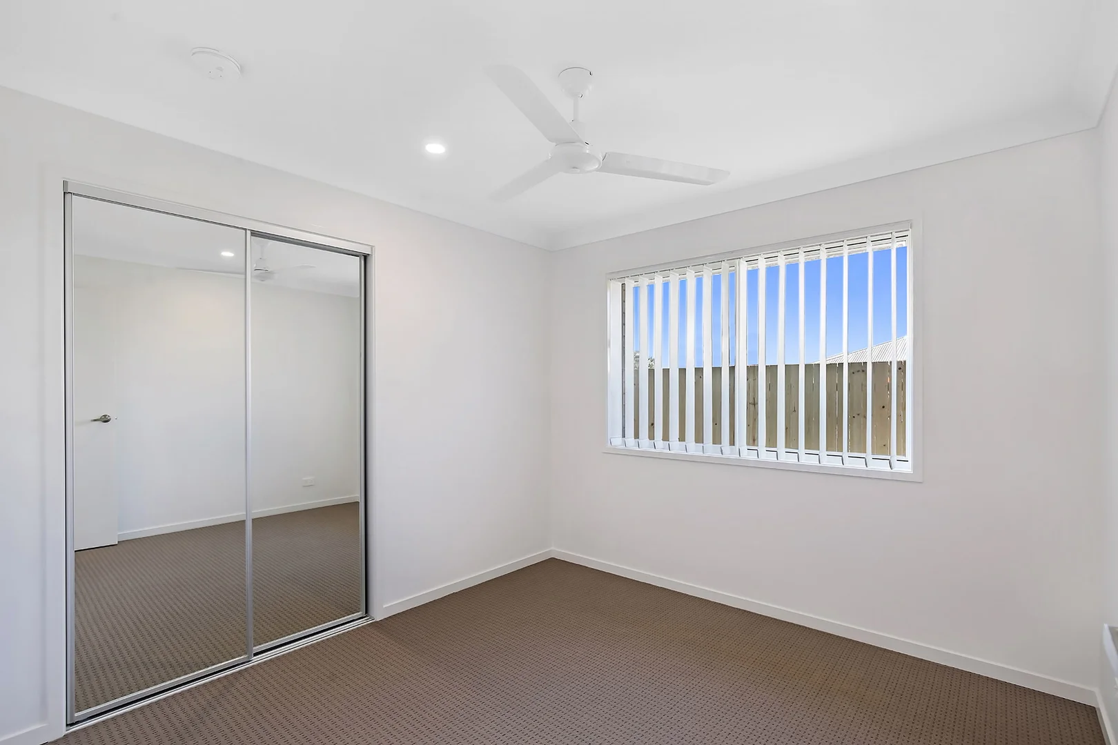 Additional image 9 of 14 Daintree Court, Park Ridge QLD 4125