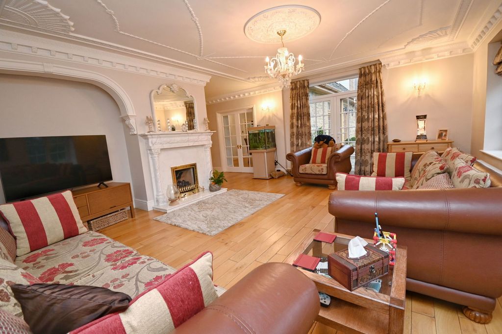 Additional image 18 of 5 bed country house for saleKingwell Road, Worsbrough, Barnsley S70