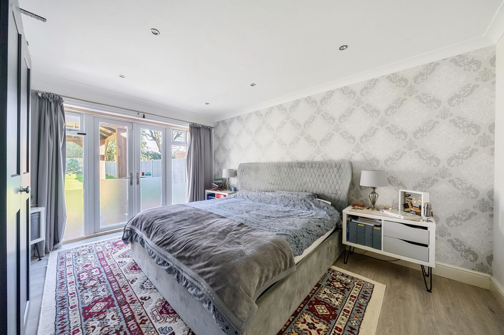 Additional image 8 of 5 bed detached bungalow for saleOrchard End Avenue, Amersham HP7
