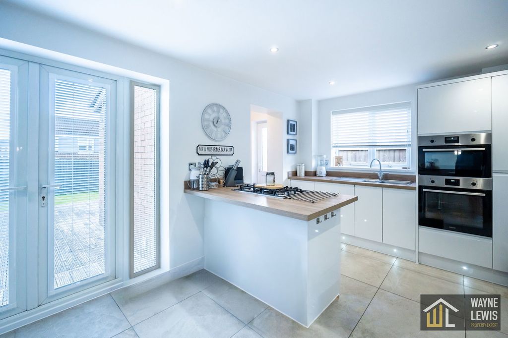 Additional image 29 of 3 bed semi-detached house for saleMaple Close, Pontllanfraith, Blackwood NP12