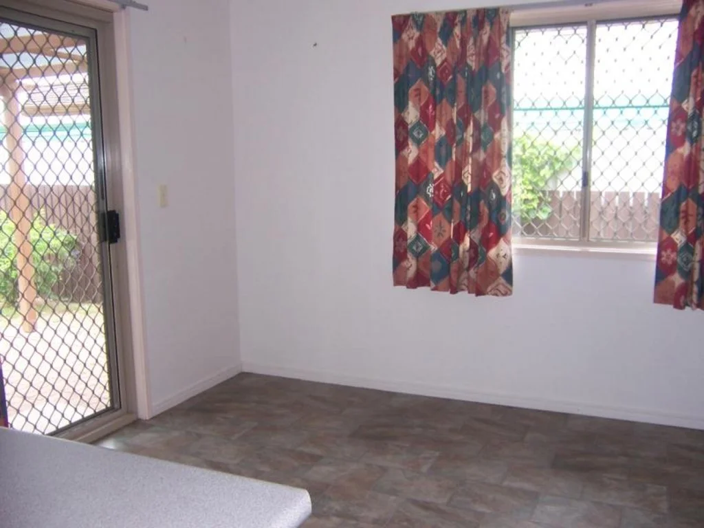 Additional image 5 of 38 White Street, Emerald QLD 4720