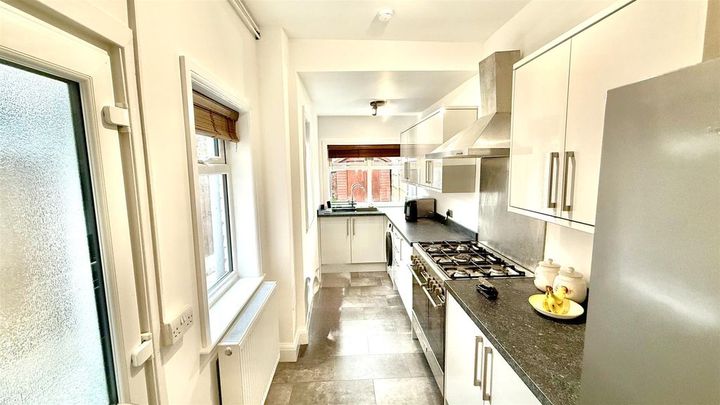 Additional image 2 of 2 bed terraced house for saleHolly Road, Cotteridge / Kings Norton, Birmingham B30