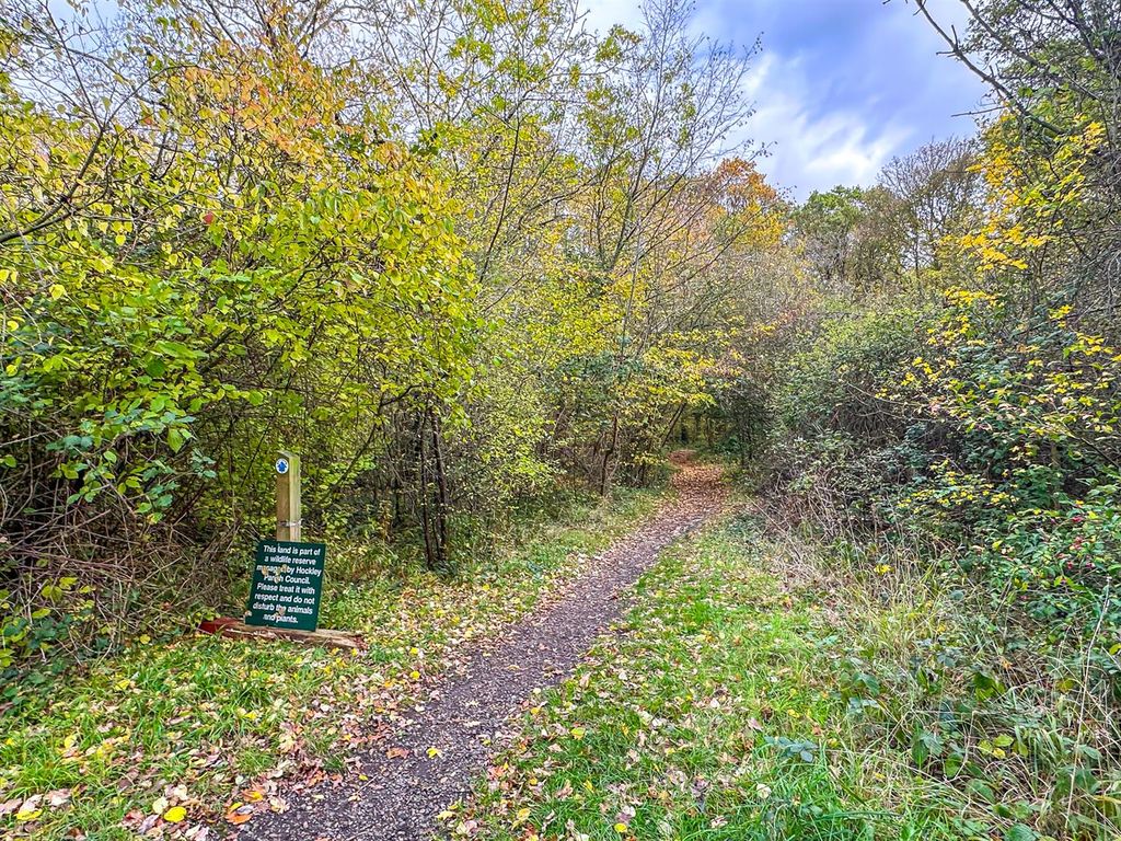 Additional image 7 of Land for saleBeckney Avenue, Hockley SS5