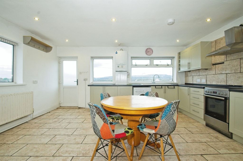 Additional image 3 of 3 bed flat for salePisgah Street, Kenfig Hill, Bridgend CF33