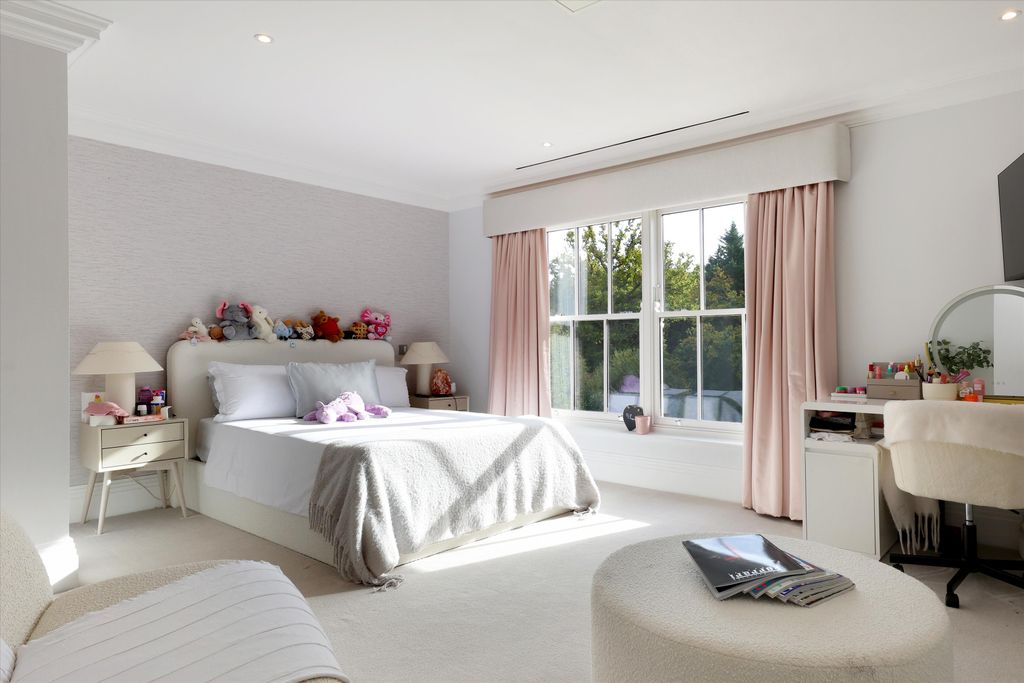 Additional image 20 of 6 bed detached house for saleKeepers Walk, Wentworth, Virginia Water, Surrey GU25