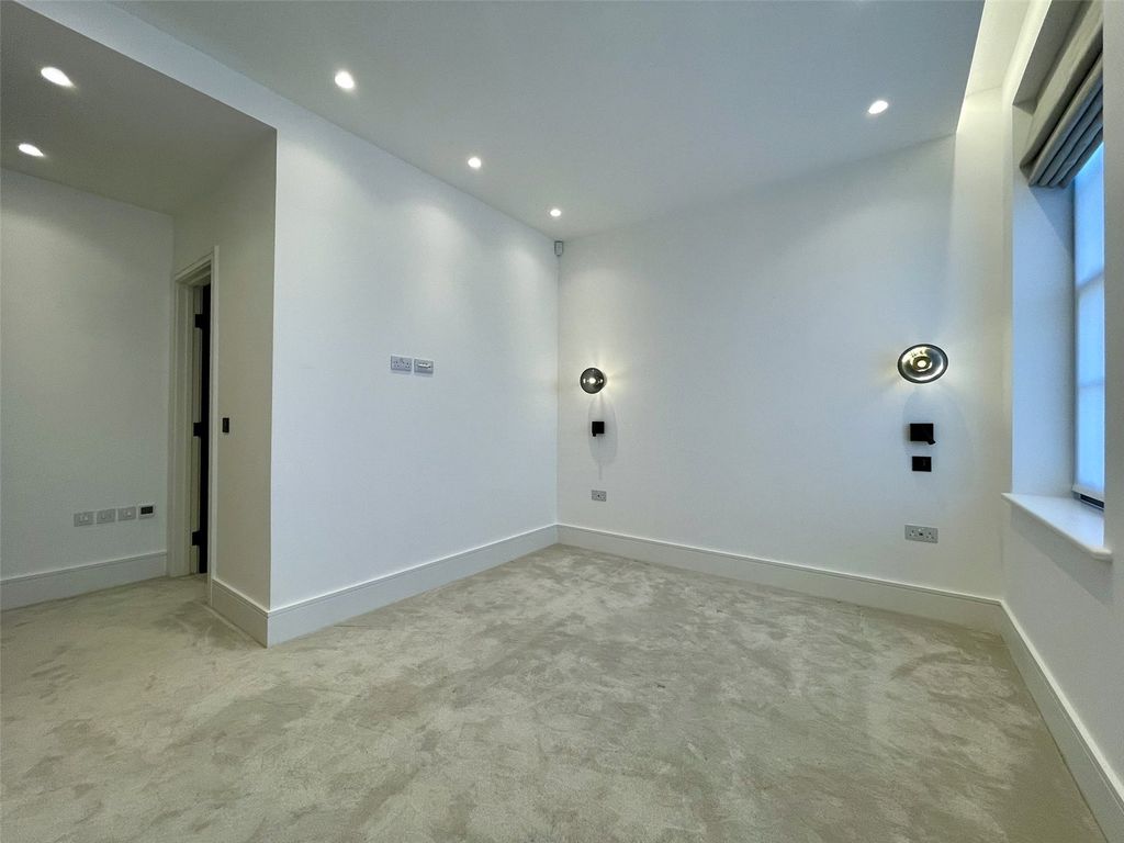 Additional image 13 of 2 bed flat for saleBeech Hill, Barnet EN4