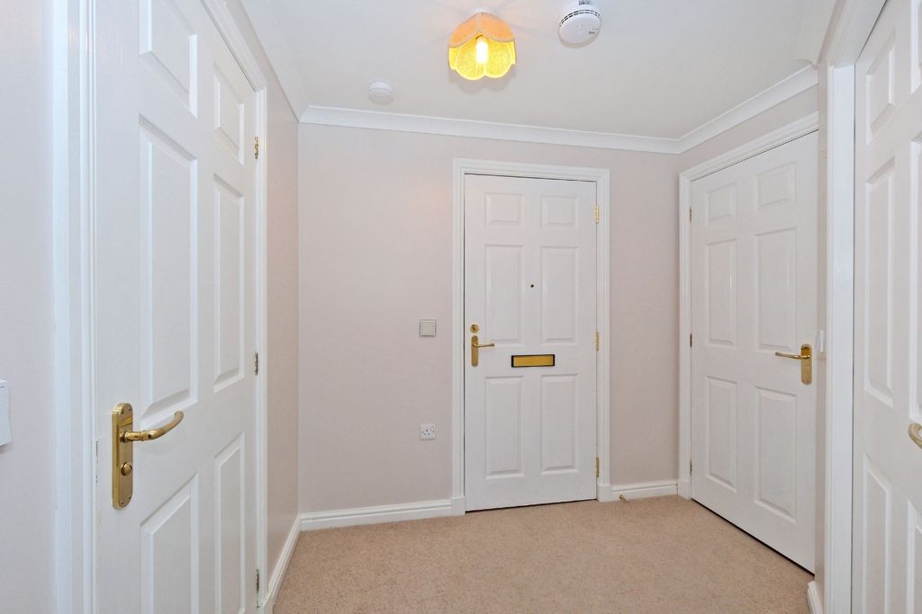 Additional image 2 of 1 bed flat for saleKirk Brae, Cults, Aberdeen AB15