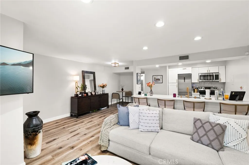 Additional image 18 of 4950 Louise Ave Unit 304, Encino, CA 91316
