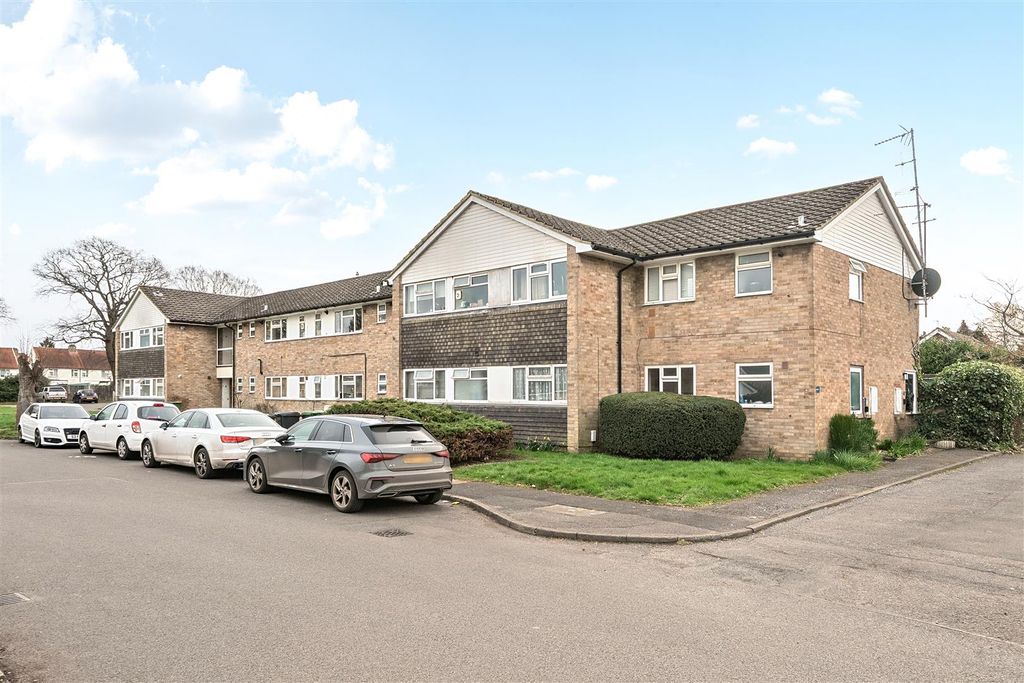 Additional image 2 of 2 bed flat for saleBrookers Close, Ashtead KT21