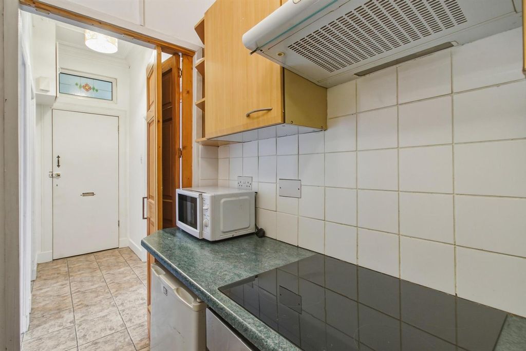 Additional image 10 of 2 bed flat for saleKnoxland Square, Dumbarton G82