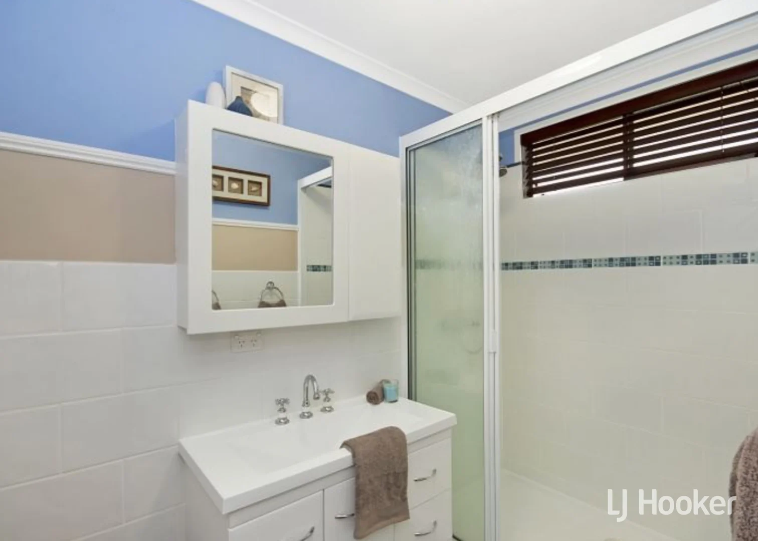 Additional image 7 of 2/76 Banfield Drive, Mount Louisa QLD 4814