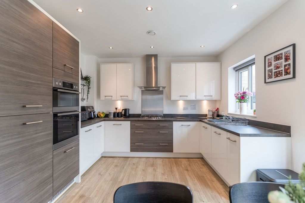 Additional image 2 of 3 bed semi-detached house for saleWestward Ho Crescent, Newport NP20