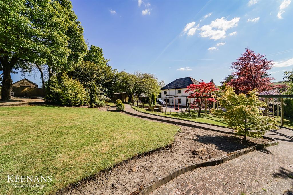 Additional image 58 of 5 bed detached house for saleManchester Road, Barnoldswick BB18