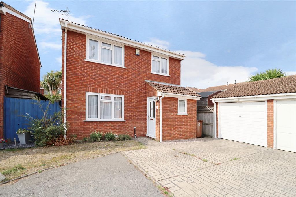 Additional image 2 of 3 bed detached house for saleElmbourne Drive, Belvedere DA17