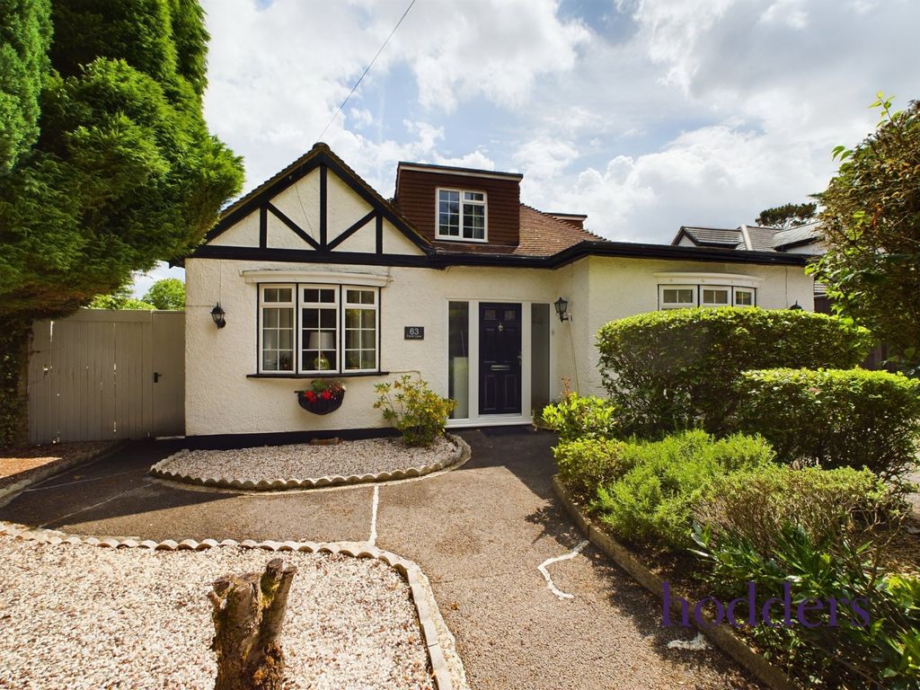 5 bed bungalow for saleFarm Lane, Addlestone, Surrey KT15