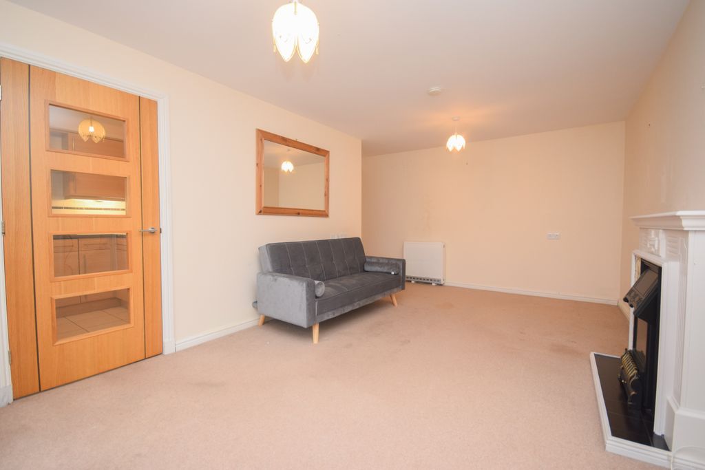 1 bed flat for saleStation Road, Pitlochry PH16 photo 4